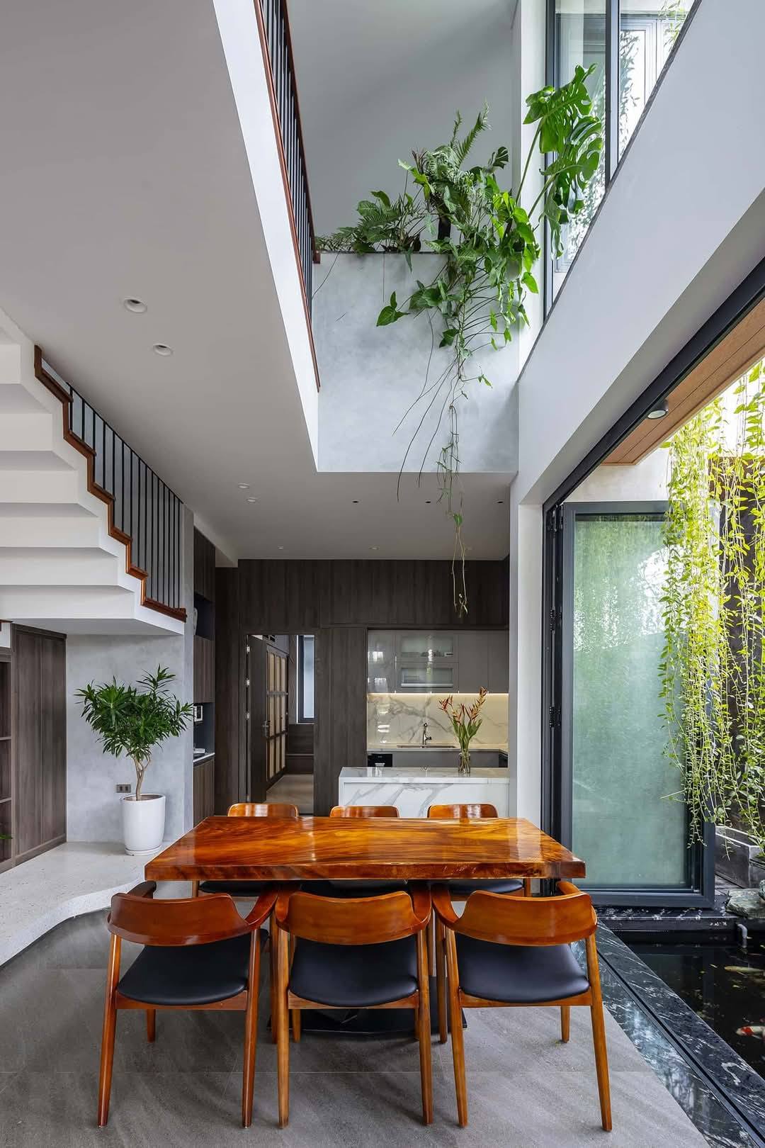 Biệt thự 3 tầng hiện đại - 17